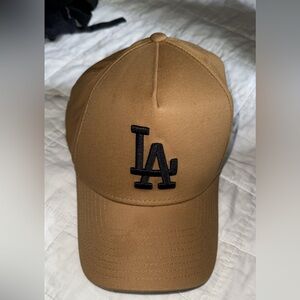Women’s new era hat